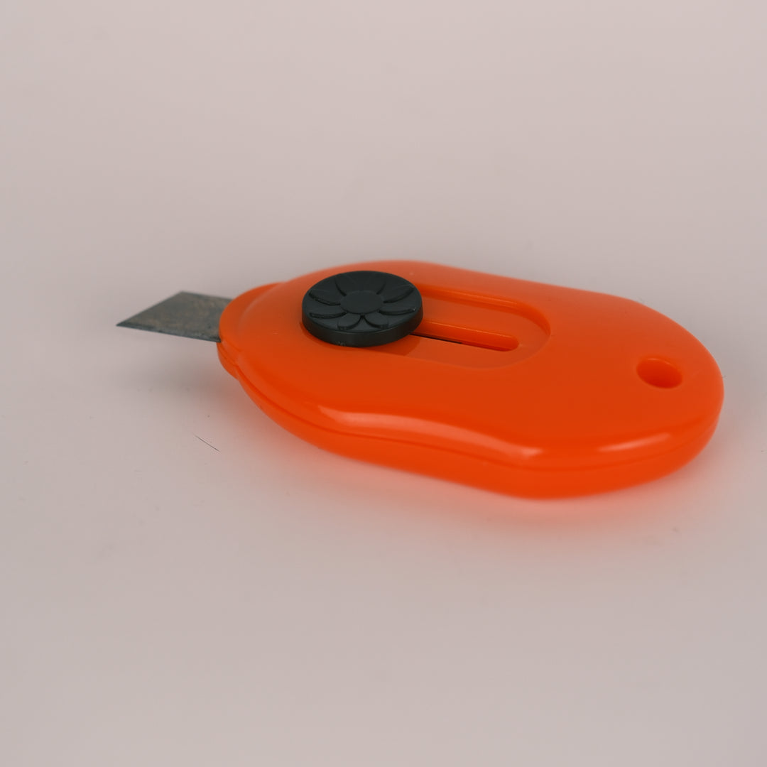 Mini Taglierino Compatto