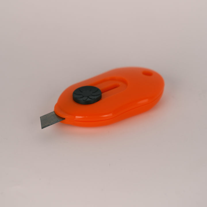 Mini Taglierino Compatto
