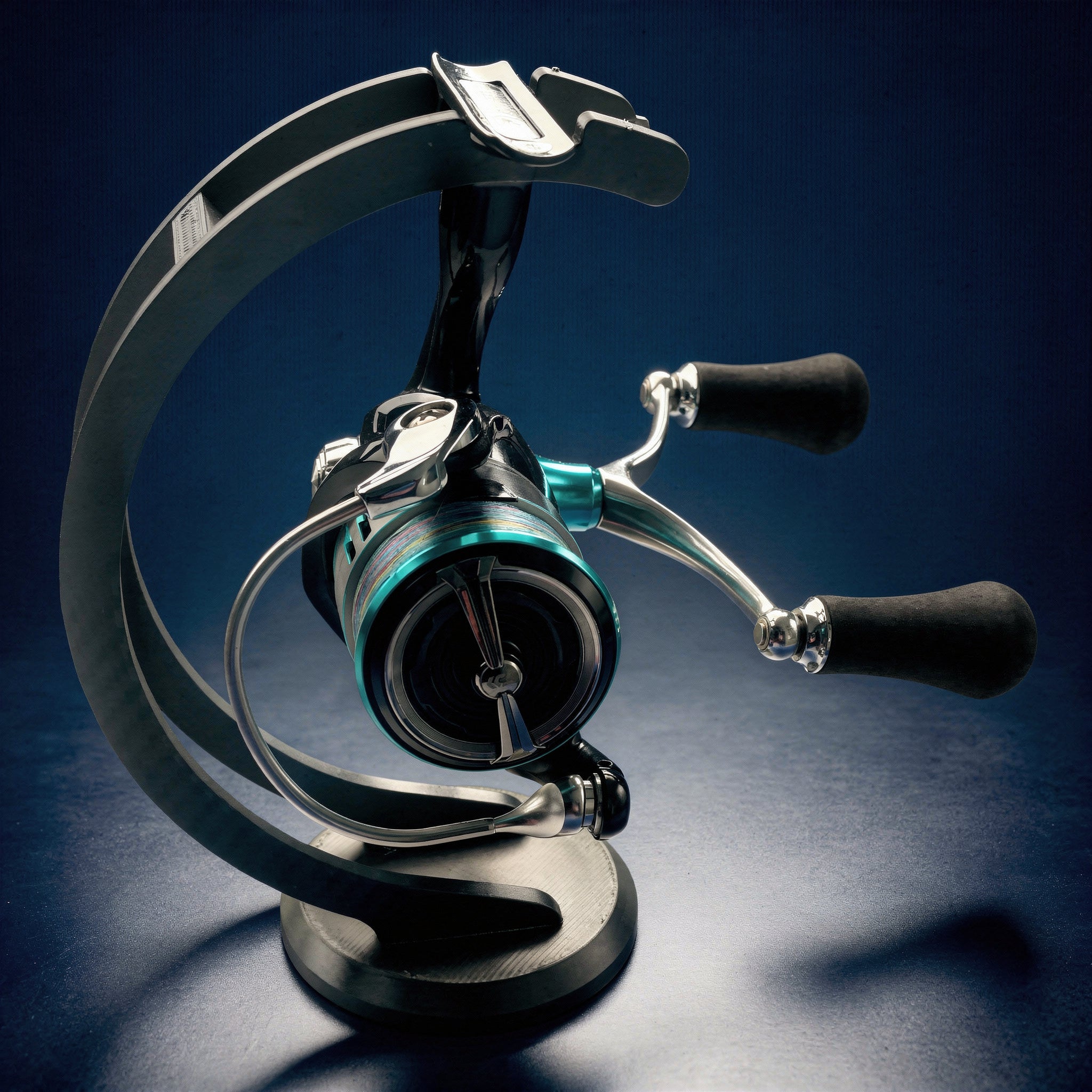 MULINELLO DAIWA  EMERALDAS 2500S-DH